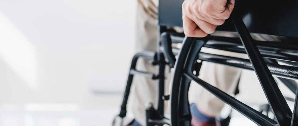 carrozzina e badante milano